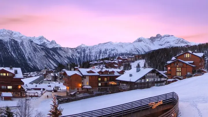 Rendez-Vous объяснила звездный тур в Куршевель и объявила о повышении зарплат
