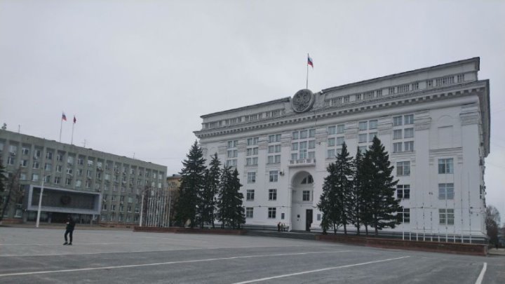 В Кемерове на несколько часов закроют проезд к площади Советов