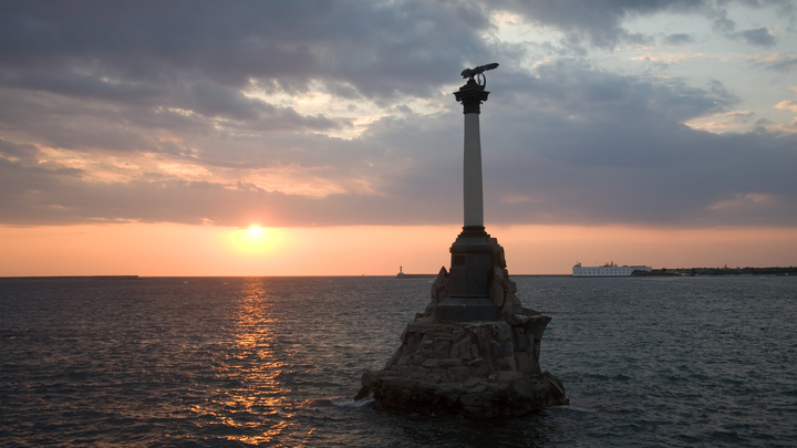 Защитницы Севастополя: Шойгу поручил наградить девушек-военнослужащих