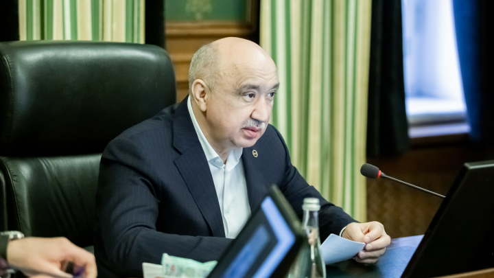 Показания давали авторитеты: Прокуратура запросила 25 лет колонии для экс-ректора КФУ