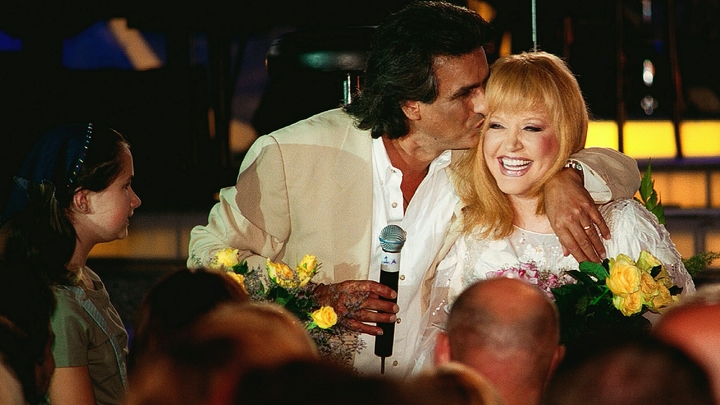 Что нового у Пугачёвой: 50 миллионов за выступление и запись песен в Твери