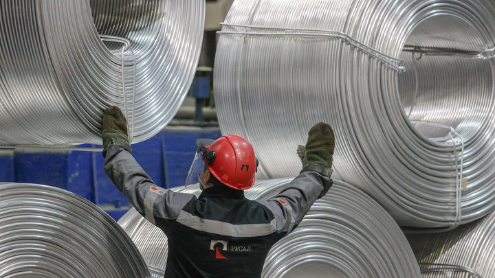 США хотят ввести пошлину на русский алюминий в 200% - Bloomberg