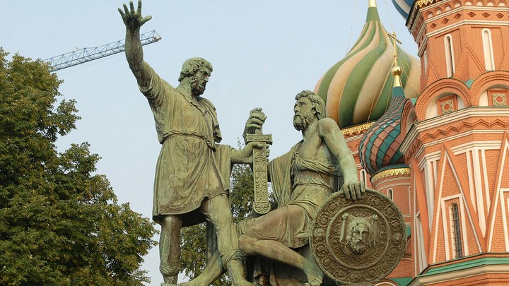 Херсон должен стать горьким уроком. Похабный мир разрушит Россию до основания