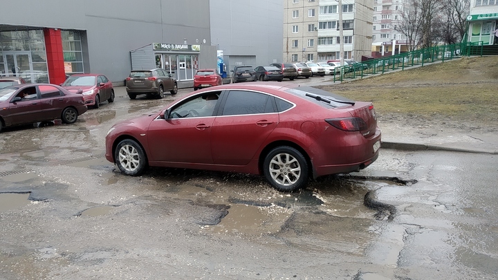 Куда утекает асфальт? Дороги Владимира год за годом не выдерживают зиму