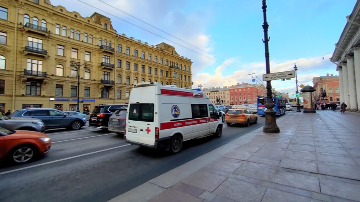 Аналитики указали на пугающий рост смертности в Петербурге: на 21,8% больше прошлого года