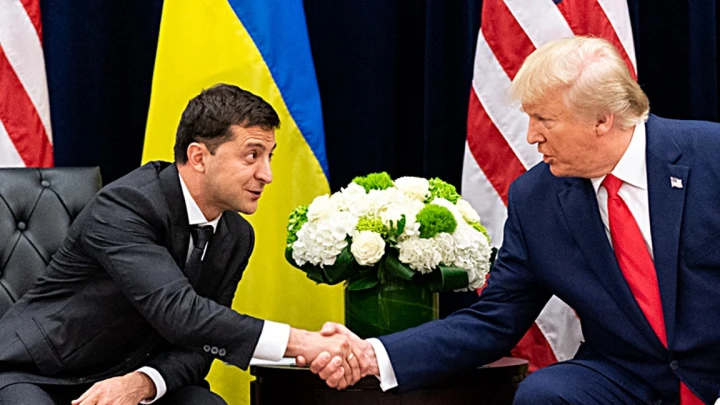 Тяжёлое фото без слов показало цинизм Зеленского. Сладков объяснил: Украинцам останутся резервации