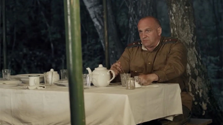 Жёсткий вывод боевого офицера Огурцова: «Актёры — слабый народ. Потому что папами, мамами в попы зацелованы»