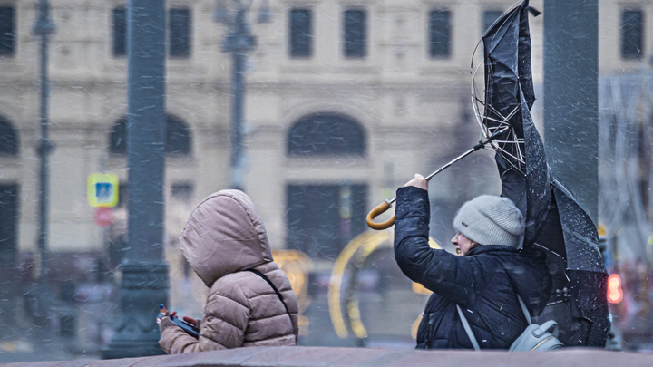 Стихия движется на Ростов 30 ноября и 1 декабря: Синоптики обещают сильный дождь и шквалистый ветер