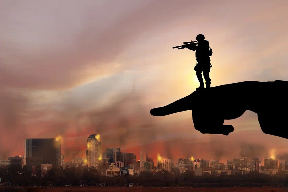 Опустошённая казна и сотни тысяч погибших: Кто станет следующей целью США после Украины?