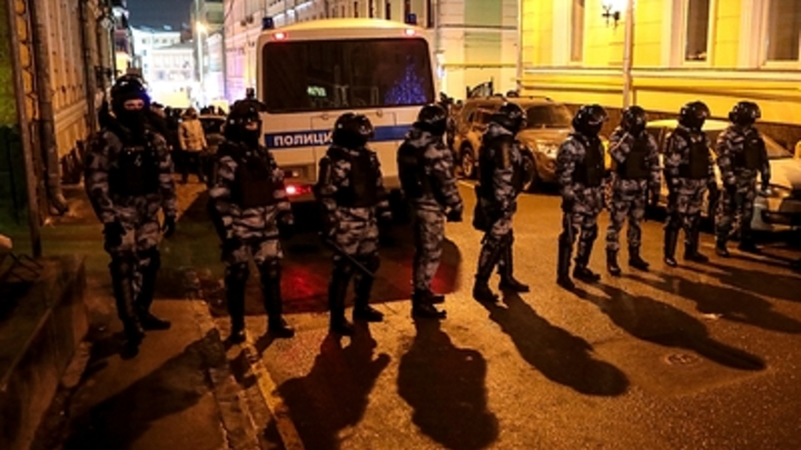 Пресечена деятельность мошенников с Украины: В Москве задержаны пятеро их пособников