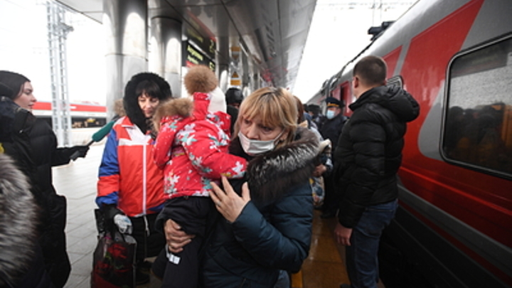 Поток беженцев с Украины и из новых регионов России снизился в несколько раз