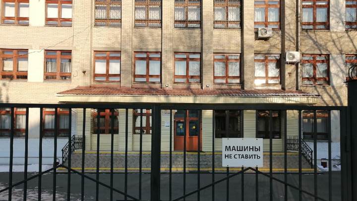 В Курганской области мужчина открыл стрельбу у школы