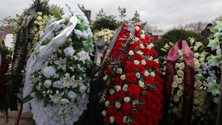 В Церкви рассказали о правилах ухода за могилами и поминовения усопших