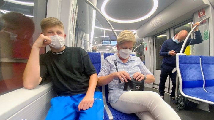 Роспотребнадзор: рост ковида будет, самоизоляции - нет