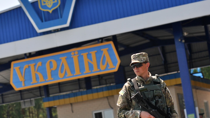 Википедия предательски отказалась исправлять фразу на Украине