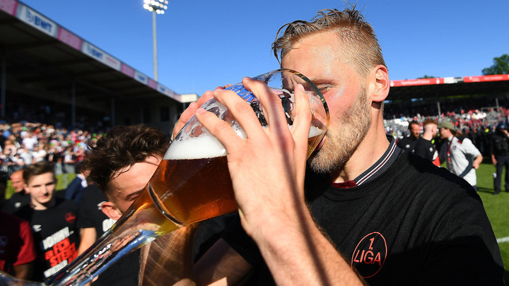 Союз российских пивоваров просит снять запрет на продажу алкоголя у стадионов на время ЧМ-2018