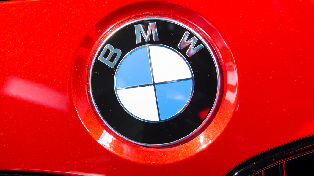 BMW приоткрыла завесу тайны над своим новым «372-сильным гибридом» BMW приоткрыла завесу тайны над своим новым «372-сильным гибридом»