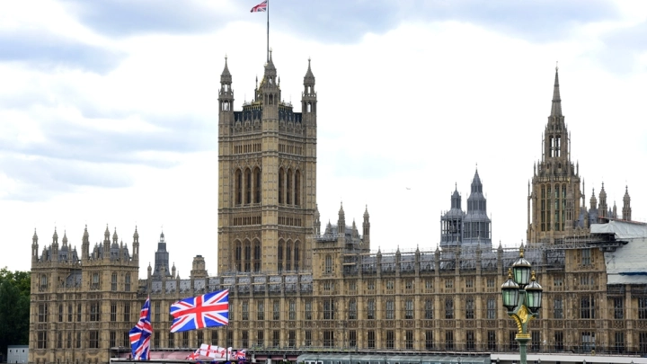 Поддержка Украины больно ударит по Лондону: Генпрокурор Англии и Уэльса призвал не трогать русские активы