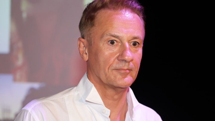 Шекспировские страсти на 32 млн рублей: В театре Олега Меньшикова разразился скандал