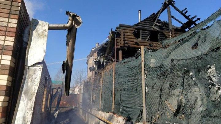 В Таганроге при пожаре в частном доме погиб молодой мужчина
