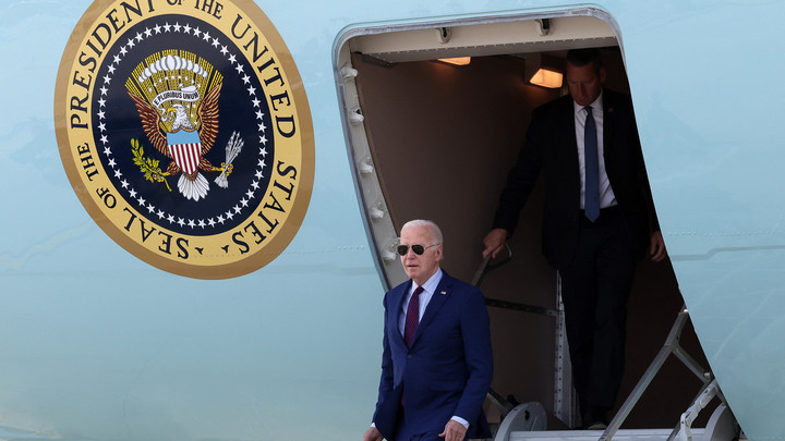 Путин беспокоит меня уже 40 лет:  Байден ответил на вопрос о возможных ударах по Кремлю