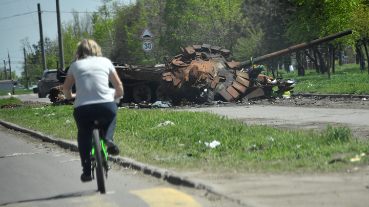 В Екатеринбурге насмерть сбит велосипедист
