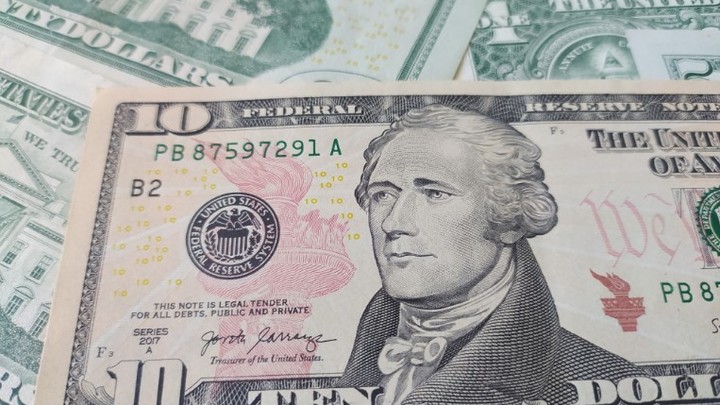 Валютно-финансовая система США летит к краху: Продержалась лишних 30 лет