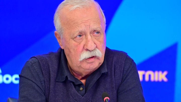 Якубович заявил, что не уйдет с «Поля чудес»