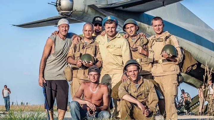 Я ещё живой!. Актёр из фильма 9 рота пообещал расстрелять актёра Смольянинова* на поле боя