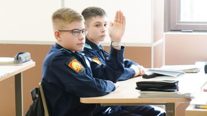 В Кузбассе планируют внедрить патриотическое воспитание с детского сада до вуза