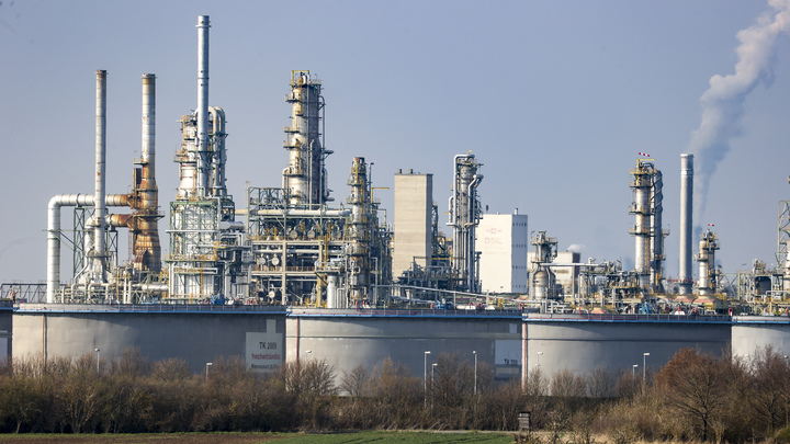 За разлитые 10 тонн серной кислоты в Тольятти под суд пошел начальник цеха