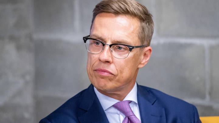 Кандидат в президенты Финляндии решил заявить об отказе в общении с властями России