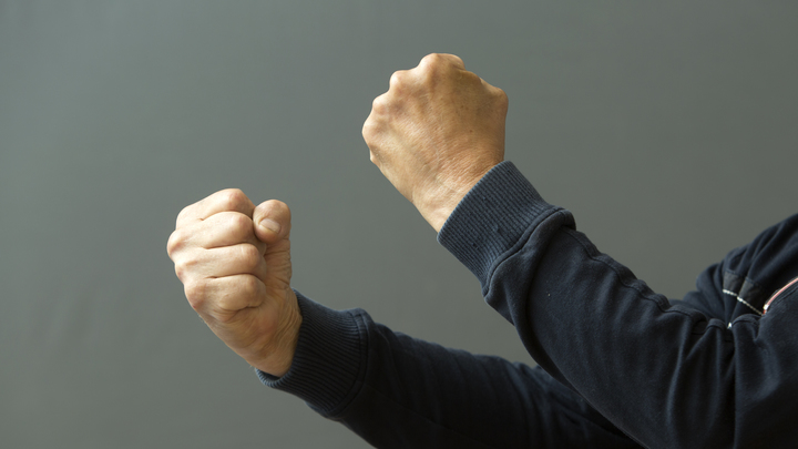 В Анапе возле ПТУ дюжина студентов устроила драку