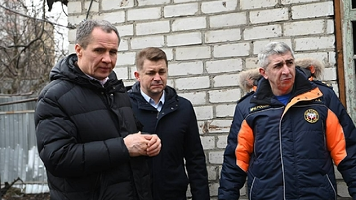 Гладков показал БПЛА ВСУ с надписью «С любовью для жителей Белгорода»