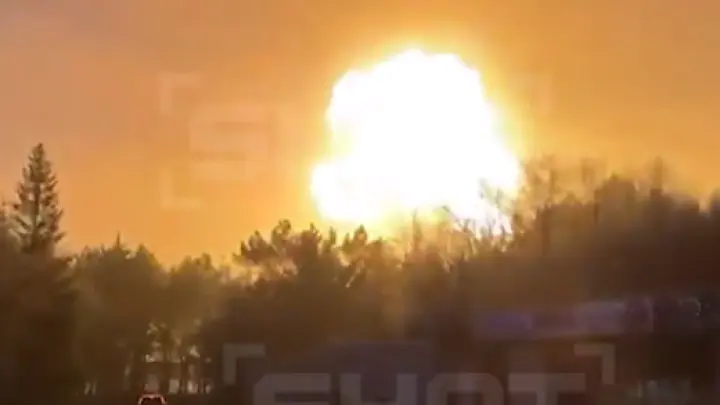 Мощный взрыв на газопроводе в пригороде Омска сняли на видео