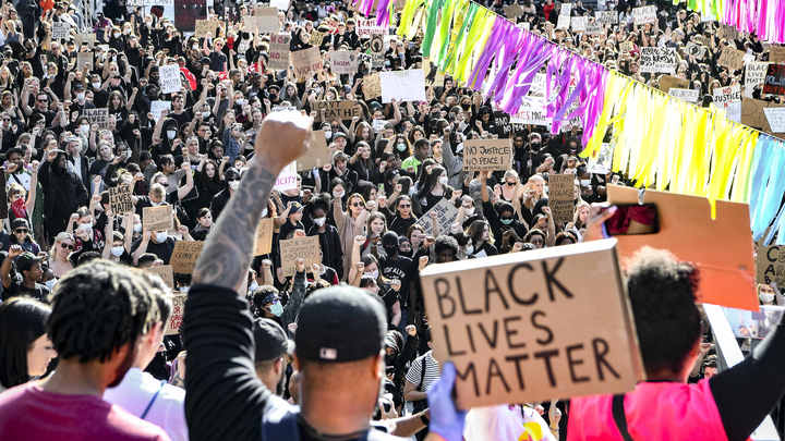 Ты жирный, ты урод: Как провоцируют полицию во время погромов, рассказал житель Сан-Диего