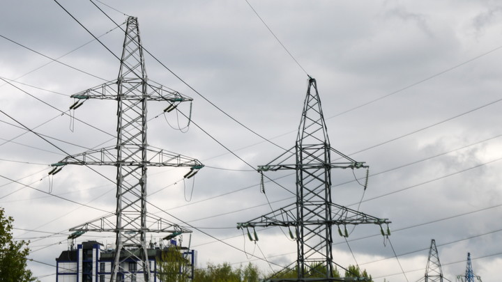 Сильнейшая за 50 лет магнитная буря угрожает интернету и электросети Сильнейшая за 50 лет магнитная буря угрожает интернету и электросети