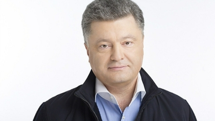 Порошенко* назвал Зеленского злостным уклонистом от службы в ВСУ