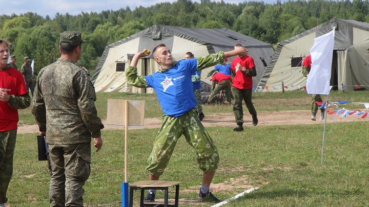 Во Владимирской области со старшеклассниками до Нового года проведут военные сборы