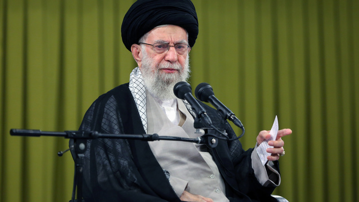 Верховный лидер Ирана заявил о кровожадности США в ситуации на Украине