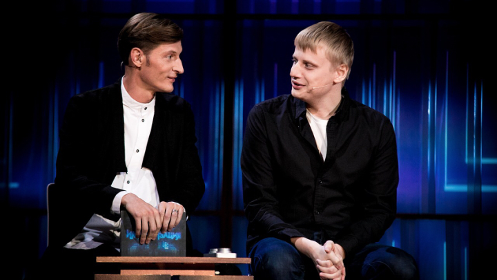 Потеряли право называться русскими: комики Комиссаренко и Романов лишены гражданства России