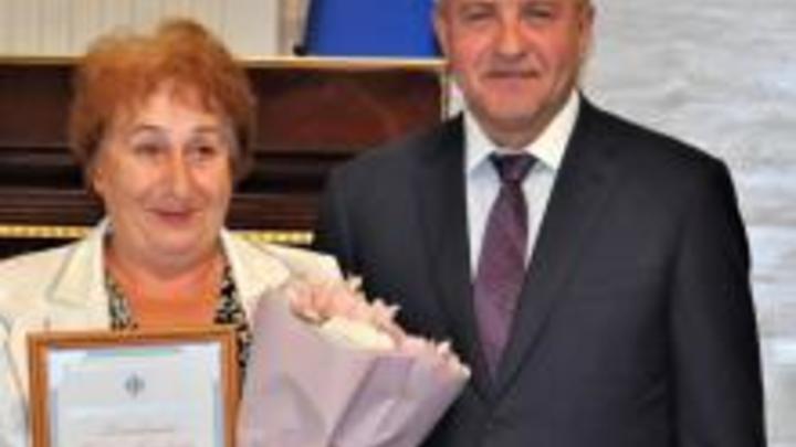 Ветеранов-активистов наградили в Заксобрании Новосибирской области
