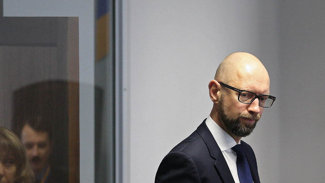 Яценюк и его грыжа: Бывший премьер Украины пожаловался на жизнь Яценюк и его грыжа: Бывший премьер Украины пожаловался на жизнь