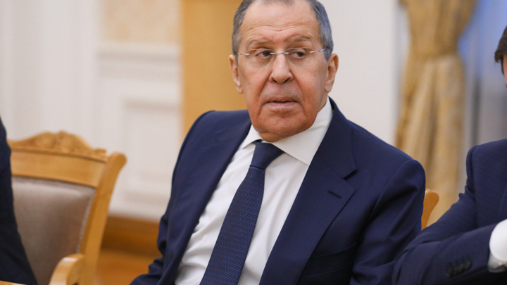 Сергей Лавров призвал ЕС вести себя осторожнее: “Иначе прищемите что-нибудь”