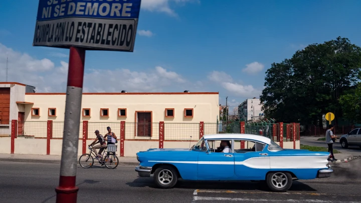 Журналист показал уникальное фото из прошлого: Было и остаётся лакмусовой бумагой независимости стран