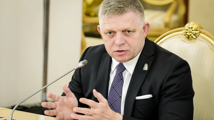 Фицо заговорил о нейтралитете Словакии в эти бессмысленные времена