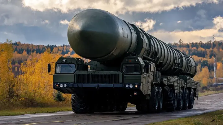 Дугин о переговорах: Пора сбросить карты. Работать будет Орешник