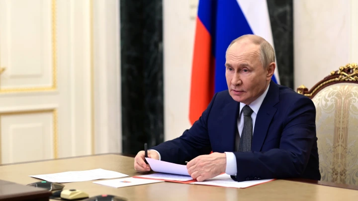Ушаков раскрыл некоторые подробности телефонного переговора Путина и Трампа