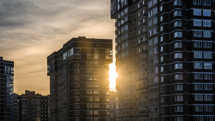 В новом ЖК и с отделкой: Участники онлайн-голосования в Москве могут получить квартиру