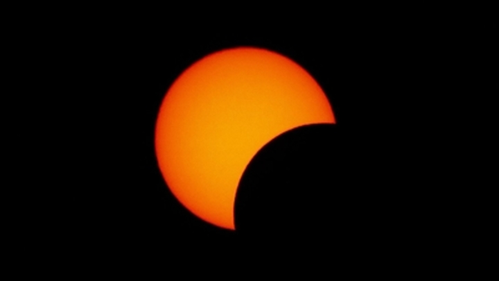 Жители Читы сегодня увидят кольцевое солнечное затмение